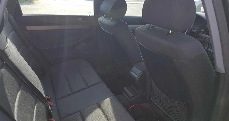 Audi A4 cena 4000 przebieg: 458180, rok produkcji 1998 z Mielec małe 46